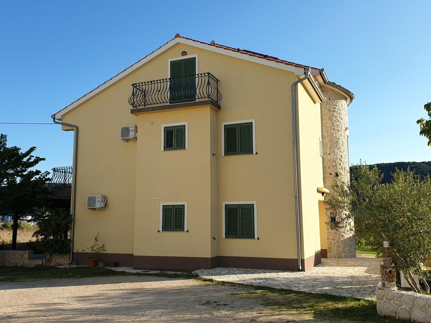 Apartments Batistic Supetarska Draga Quarto foto